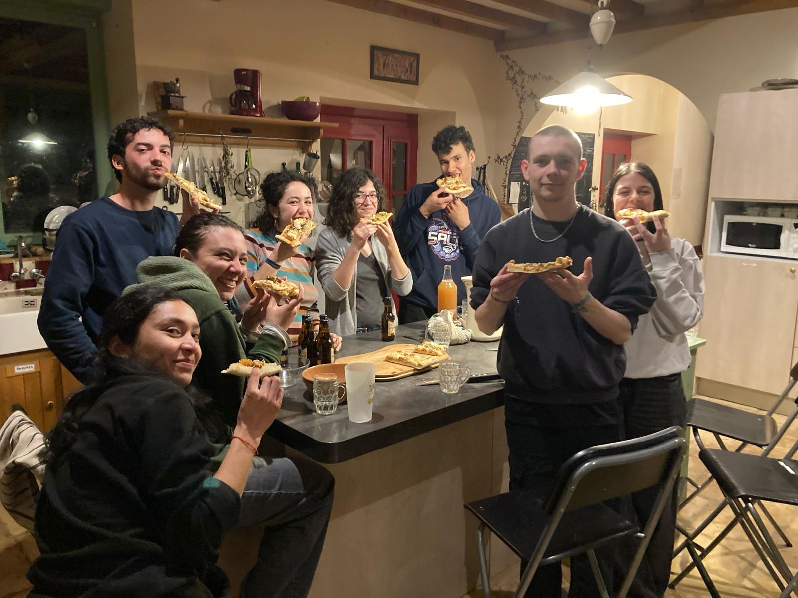 Soirée pizza avec les autres services civiques